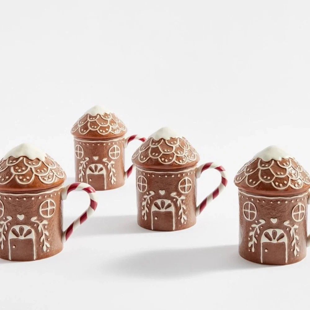 Pottery Barn Gingerbread House Mug Handpainted Stoneware New In Box